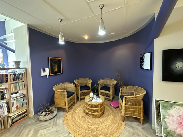 To Let commercial Property for Rent in Mowbray Western Cape